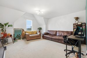 Photo 16- click for photo gallery